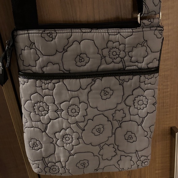 Floral Patterned Shoulder Bag - Picture 5 of 12